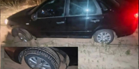 В Воронежской области полицейские выкопали из песка автомобиль заблудившегося водителя - РИА Воронеж