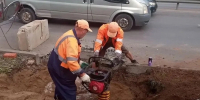 В Кирове начали убирать люки с дороги - Город Киров