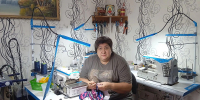 Жительница Кулундинского района открыла домашнюю швейную мастерскую при поддержке социального контракта - Минсоцзащиты Алтайского края