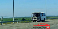 Появились подробности о загоревшемся на мосту через реку Зея автобусе - Amur.Life