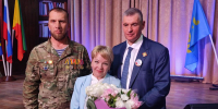 Леонид Слуцкий вручил партийные медали в Забайкалье - Забайкальский рабочий