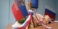 Юрист рассказал, почему подарок от всего класса может подставить учителя - Spbdnevnik.ru