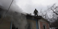 Сотрудники МЧС ликвидировали пожар в хозяйственной постройке в Дубенском районе - Комсомольская Правда