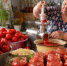 2 кг перца, 2 кг помидоров и 400 г чеснока: кручу всё через мясорубку — аджика выходит огненная, густая и ароматная - Progorod58.Ru
