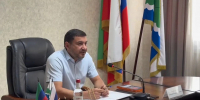 Эльман Аллахвердиев провел аппаратное совещание с участием руководителей структурных подразделений и глав поселений - Дербентский район
