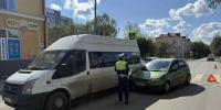 Женщина за рулем врезалась в маршрутку в Свердловской области - пострадал ребенок - EaNews.Ru