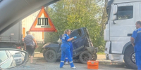 На трассе под Пензой иномарку зажало между двумя грузовиками - SMI58.Ru