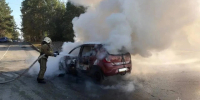 В Орске на улице Просвещения загорелся легковой автомобиль - Комсомольская Правда