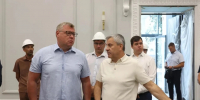 В Астрахани ускорят реконструкцию «Октября» после проверки губернатора - Комсомольская Правда