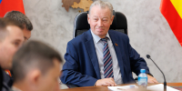 Председатель комитета Законодательного Собрания по законодательству, государственному строительству и местному самоуправлению Анатолий Брагин об итогах работы комитета - Законодательное Собрание