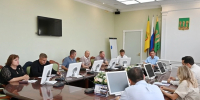 Олег Денисов поручил подрядчикам проекта «Мой двор» устранить недочеты - Комсомольская правда