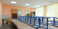 Игорь Мартынов посетил Камызякскую школу № 4 перед началом учебного года - Южная Волна