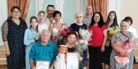 Изумрудную свадьбу отпраздновали в астраханском Дворце бракосочетания - Punkt-a.info