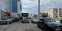 Грузовик сбил 81-летнюю женщину у ТЦ в Ижевске - Комсомольская Правда