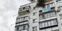 В Челябинске спасли малыша, высунувшегося с балкона 9-го этажа - Pchela.News
