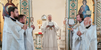 Митрополит Корнилий совершил Божественную литургию в праздник Преображения Господня - Архангельская епархия