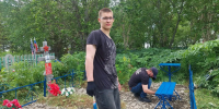 Офицеры краевого ведомства СК России совместно с кадетами профильного 11 кадетского класса средней школы 45 ПКГО привели захоронение участника ВОВ в порядок - Следственный комитет