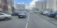 В Новосибирске кроссовер сбил 12-летнего мальчика, который перебегал дорогу - Precedent.TV