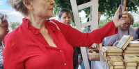 Елена Малышева попробовала знаменитое «Калужское тесто» - Телерадиокомпания Ника