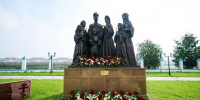 В Белом яре открыли памятник Николаю ll и членам царской семьи - Вестник