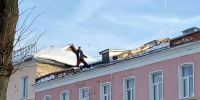 В Кольчугине УК заплатит за автомобиль, поврежденный сходом снега - Progorod33.Ru