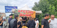 В ходе рейды сотрудники  городского управления потребрынка выявили незаконные торговые точки - Город Липецк