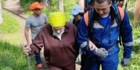 62-летнюю туристку с приступом удушья и судорогами эвакуировали на Красноярских Столбах - Медиагруппа Юг Сибири