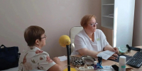Мобильная бригада медиков провела приём в селе Советского округа - Телеканал СвоёТВ