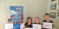 Ученики ООШ с. Николевка присоединились к Всероссийской акции «Цвета Родины» - Балаковские вести