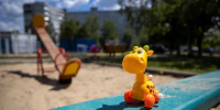 В Болохово не смогли отмыть рисунки «Смешариков» с покрытия детской площадки - ИА Тульская служба новостей