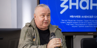 Военкор НТВ Алексей Ивлиев встретился с омскими юнармейцами - Вечерний Омск