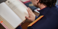 В Московской области завершено расследование в отношении двоих мужчин, обвиняемых в изнасиловании и убийстве женщины, совершенных в 2020 году - Следственный комитет