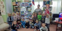 В Упоровской детской библиотеке прошёл игровой творческий час «Русская матрёшка и её цвета» - Центр культуры и досуга