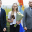 Губернатор Вячеслав Федорищев вручил паспорта юным гражданам России в преддверии Дня государственного флага - Правительство Самарской области