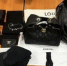 Россиянка пыталась ввезти из ОАЭ кольцо Cartier, обувь Chanel и сумку Louis Vuitton для брата подруги - 47Channel.Ru
