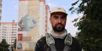 В микрорайоне Александровском продолжают рисовать на фасадах домов - Allelets.Ru