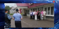 Из ЗАГСа прямиком в ФССП - Вести Хакасия