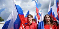 «Молодая Гвардия Единой России» организовала в Москве мероприятие ко Дню Государственного флага РФ - Молодая Гвардия