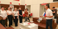 Искусство в ритме города: в ростовском МФЦ показывают пейзажи Николая Полюшенко и портрет А. М. Байкова - Ростов161