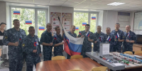 Сотрудники отдела по конвоированию УФСИН России по Ульяновской области приняли участие во Всероссийской акции "Цвета Родины" - УФСИН по Ульяновской области