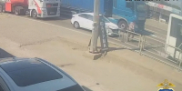 В адыгейском поселке женщина попала под колеса грузовика - Югополис