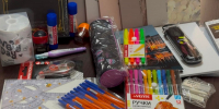 В Малгобеке детям участников СВО вручили новые школьные портфели - Сердало