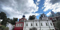 Устройство полов в интерьерах Благовещенской церкви Псково-Печерского монастыря подходит к завершению - Pln-Pskov.Ru