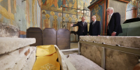 Путин совершил личное поклонение мощам Дмитрия Донского - Липецкая ГТРК