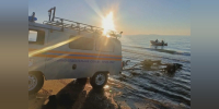 У Новоотрадного отдыхающих на сапбордах унесло в открытое море - КрымИнформ