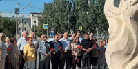 В Волгограде почтили память жертв бомбардировки Сталинграда 1942 года - Volganet.Net