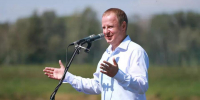 Глава региона заверил, что краевые власти продолжат поддерживать развитие гребного спорта, чтобы у алтайских спортсменов была возможность внести свой вклад в победы России на международной спортивной арене. Фото: Олег Укладов - Газета Алтайский спорт