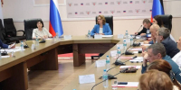 В Правительстве обсудили организацию занятости и досуговой деятельности несовершеннолетних в период летних каникул - Правительство ДНР