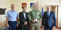 Ливенцу вручили медаль «За самоотверженность и патриотизм» - Уездный город