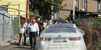 Пострадавшие от БПЛА автомобили жителей Геленджика отремонтируют за счет резервного фонда администрации - Новая Газета Кубани